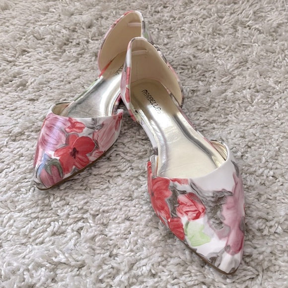 shoe department Shoes - Floral, Pointed Toe Ballet Flats